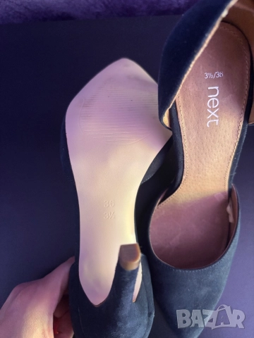 Next елегантно изрязани обувки на висок ток, тъмно сини, велур, 36.5, снимка 4 - Дамски обувки на ток - 52319646