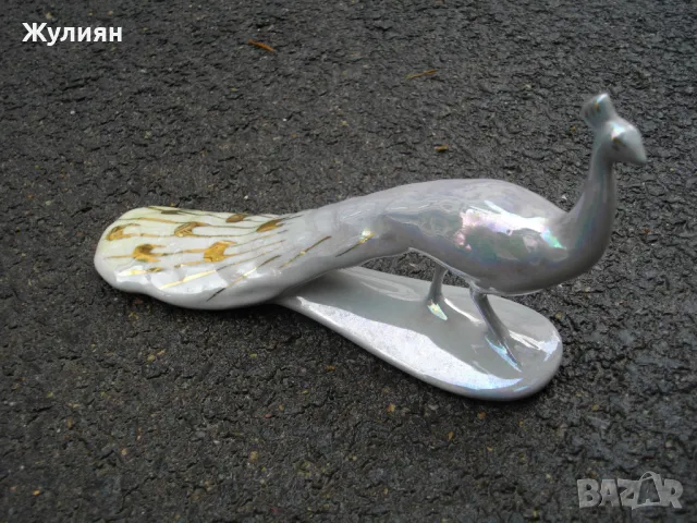 СТАР БЪЛГАРСКИ ПОРЦЕЛАН ПАУН 