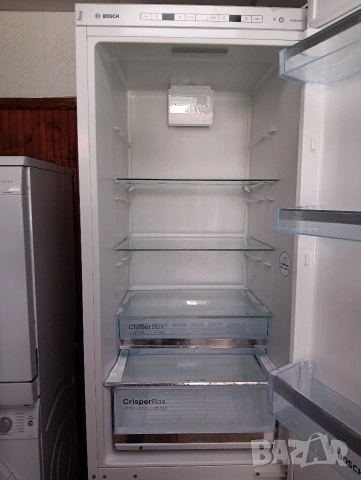 Комбиниран хладилник с фризер Бош Bosch с две години гаранция!, снимка 12 - Хладилници - 53556113