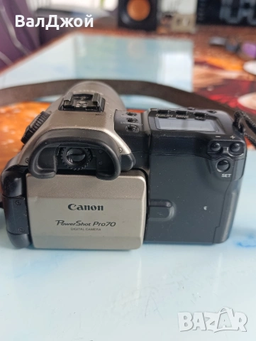 Canon PowerShot Pro70 