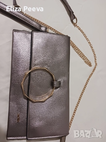 Сребриста чанта, снимка 6 - Чанти - 53488612