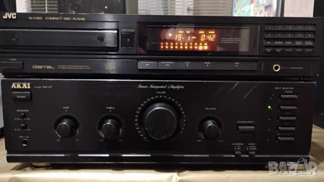 Транзисторен стерео усилвател Akai AM-27.