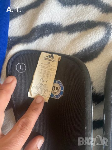 Футболни кори Adidas XL, снимка 3 - Футбол - 40334868