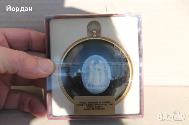 Английски миниатюри ''Камео Самео'' 