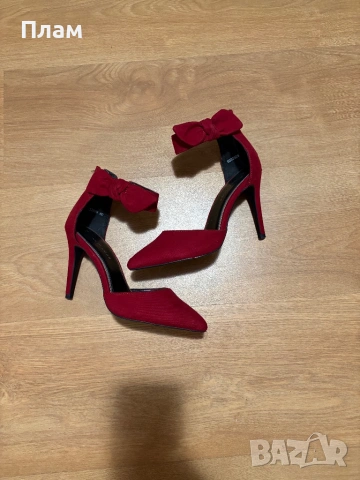 Елегантни дамски обувки