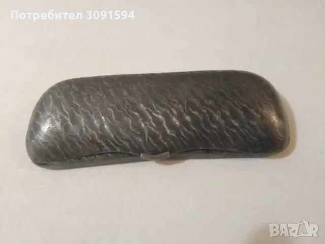 КАЛЪФ ЗА ОПТИЧНИ ОЧИЛА, МЕТАЛ ВИНТИДЖ 