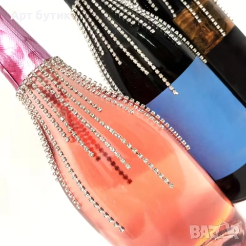 Авангардна украса за сватбени бутилки от кристали