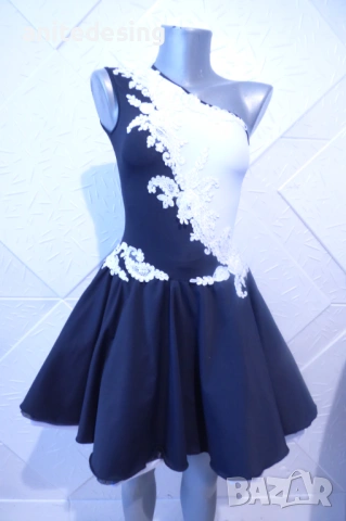 Рокля за спортни танци комбинация между черно и бяло