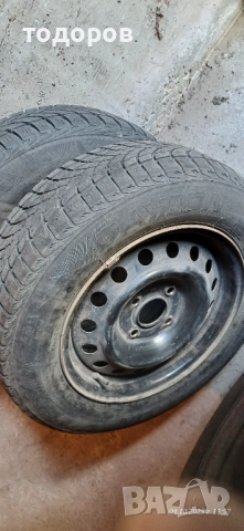 зимни гуми195/65/15-4бр. с джанти 15x6JCHx45-4бр., снимка 4 - Гуми и джанти - 51945785
