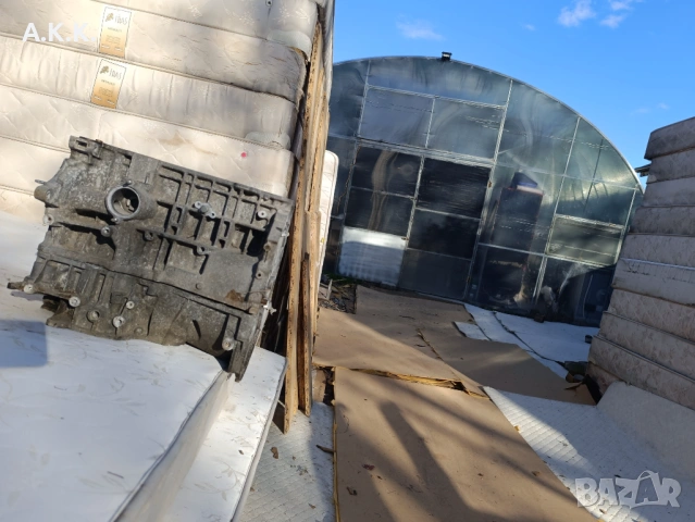 Продавам блок за Тойота Рав 4 2.0 бензин, снимка 3 - Части - 53452019