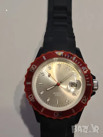 Часовник QUART 5 ATM