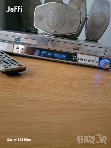 Система за домашно кино LG LH-CX440 (DVD / VHS / Радио тунер )с 5.1 тонколони, снимка 10 - Плейъри, домашно кино, прожектори - 56046393