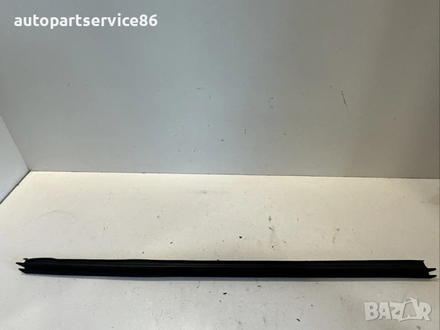 Лайсна за облицовка на преден десен прозорец за Volvo XC60 (2011) 30762370