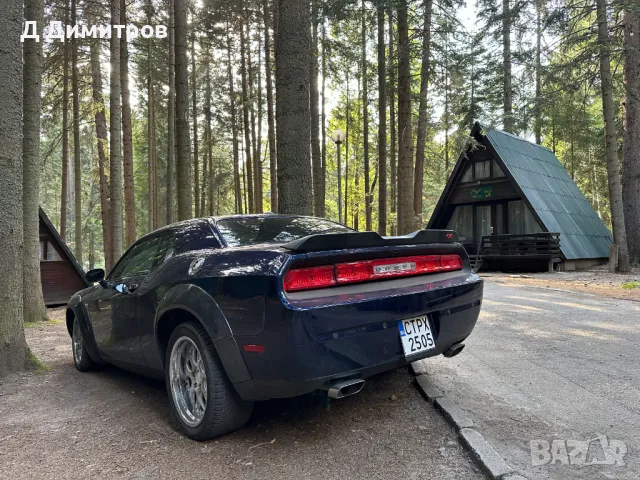 Dodge Challenger 5.7 HEMI R/T, снимка 11 - Автомобили и джипове - 49408020