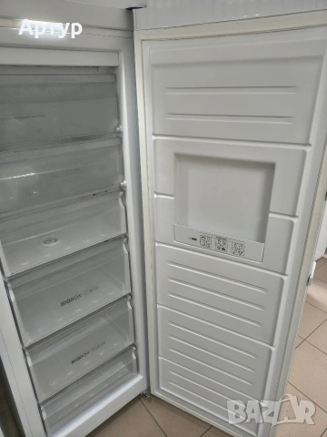 Фризер Koenic, снимка 6 - Хладилници - 53480963