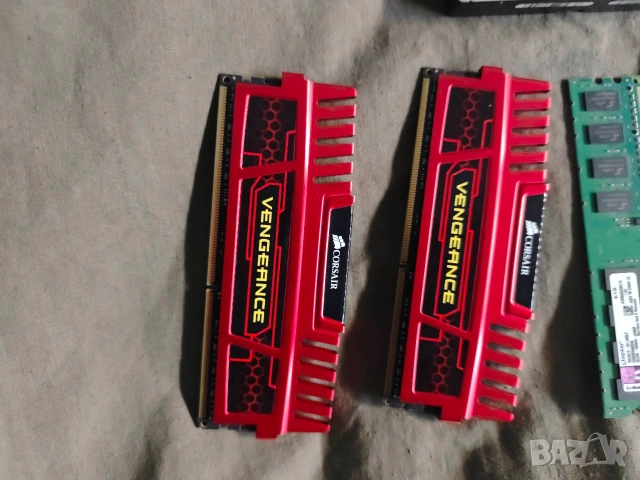 Продавам стар компютърни части: рам, хардове, и др., снимка 3 - Други - 53761730