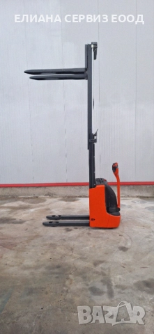 Електрически стакер Linde L12 , снимка 4 - Други машини и части - 48899544