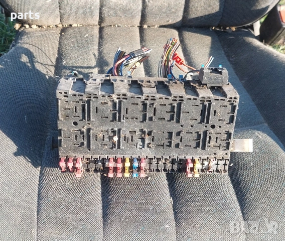 Бушонна Кутия VW Пасат 3 - Голф 2 - 3 - Ауди 80 - 90 - 100, снимка 2 - Части - 53776516