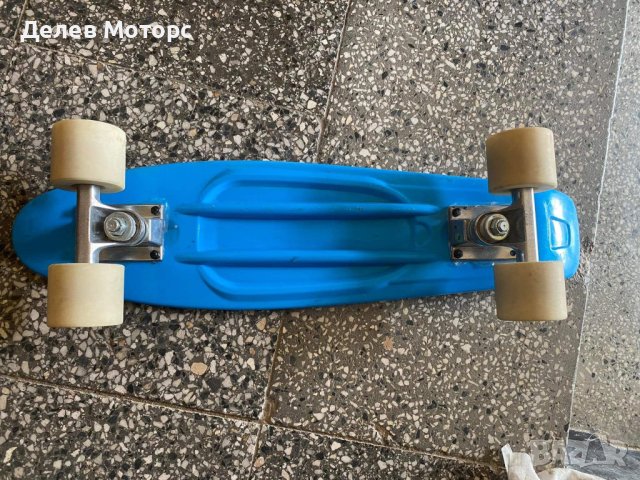 Скейтборд детски , като нов, снимка 2 - Скейтборд, ховърборд, уейвборд - 40308753