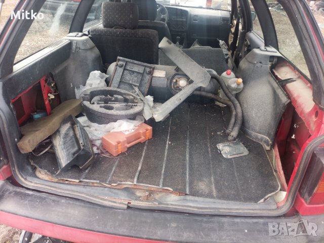 VW Passat B4 1.8Mi / Фолксваген Пасат Б4 1.8Моно - На Части, снимка 3 - Автомобили и джипове - 35814523