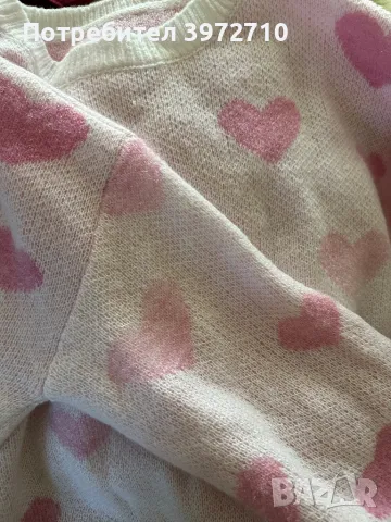 Пуловер на сърца