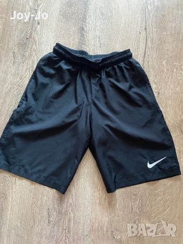 Нови “NIKE”;  S размер