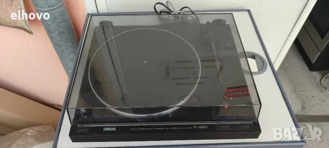 Грамофон Yamaha P-220