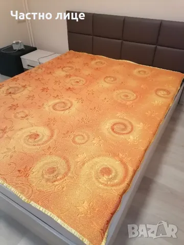 160/200 Като нова луксозна ковертюра , снимка 2 - Покривки за легло - 48212059