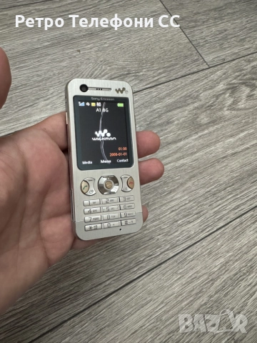 Sony Ericsson W890i Metal Walkman Уникален Отлично запазен, снимка 4 - Sony Ericsson - 55925450