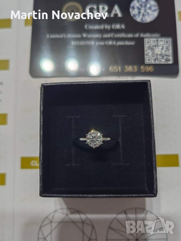 Сребърен пръстен с мойсанит (диамант), снимка 2 - Пръстени - 44453413