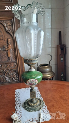 Настолна винтидж лампа