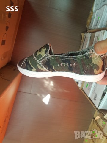 Обувки, снимка 3 - Дамски ежедневни обувки - 41583511