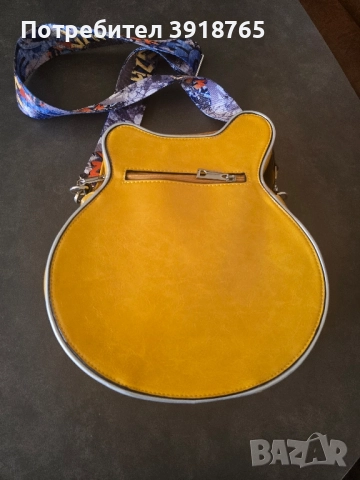 Дамска чанта, снимка 4 - Чанти - 52534768