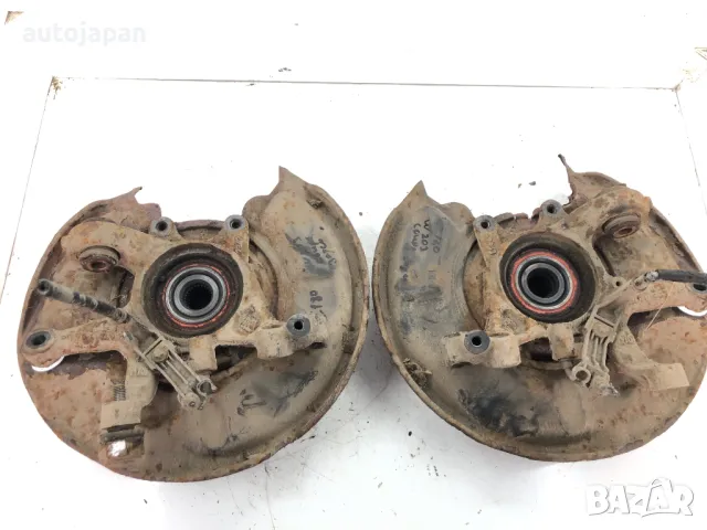 Заден шенкел Mercedes W203 C-class C180, снимка 2 - Части - 49436556