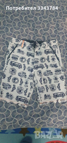 Къси панталони GUESS