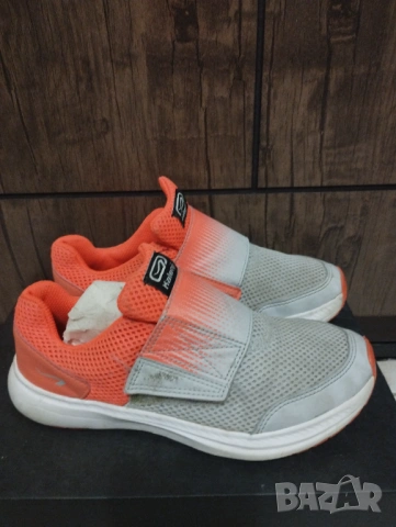 Детски маратонки , снимка 2 - Дамски ежедневни обувки - 53830096