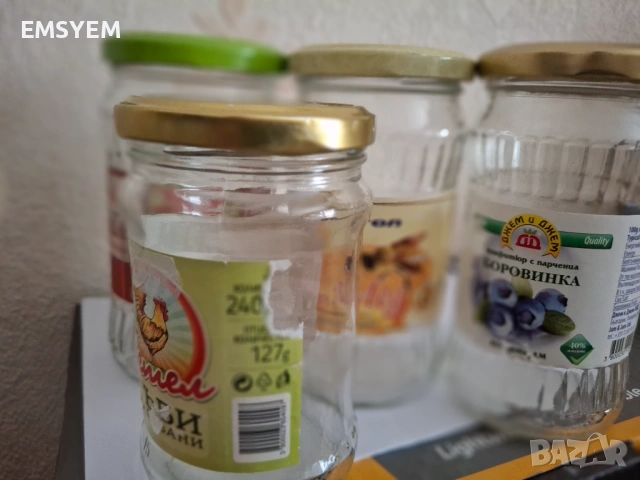 Буркани, снимка 2 - Буркани, бутилки и капачки - 53758723