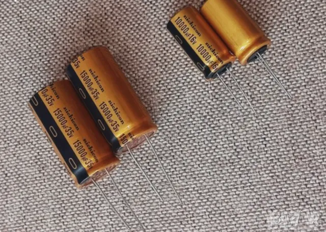 Аудио грейд кондензатори 10000uF / 4700uF, снимка 7 - Други - 47383054