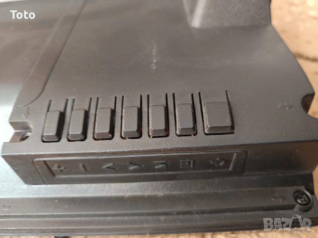 Телевизор Crown 28'', снимка 4 - Телевизори - 52928361