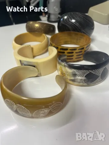 Гривни седем броя