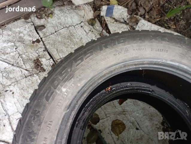 Зимни гуми-205 /55/16-два броя, снимка 2 - Гуми и джанти - 52094870