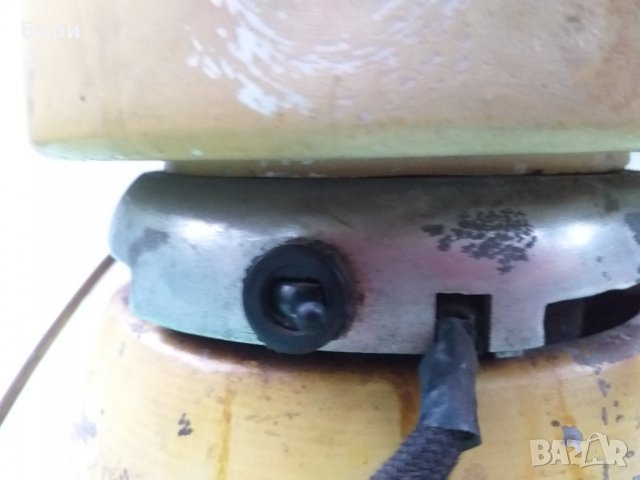 Стара метална сокоизтисквачка, снимка 8 - Сокоизстисквачки и цитрус преси - 34309665