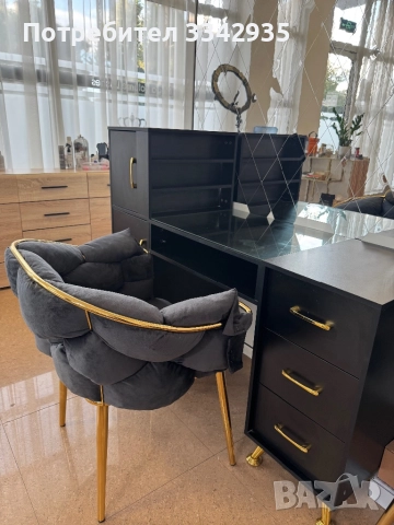 Козметично бюро бюро за маникюр маса, снимка 4 - Бюра - 51750234