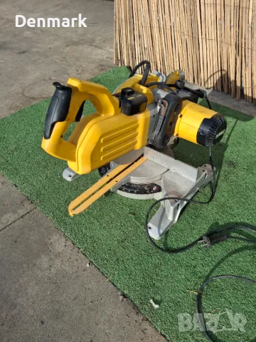 Стационарен циркуляр Dewalt dws778, снимка 2 - Циркуляри - 50405562