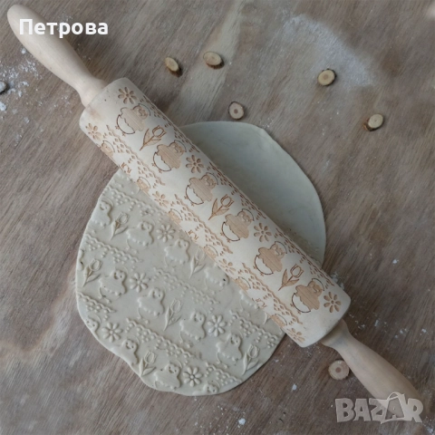 Дървена релефна точилка - Великденски мотиви