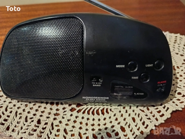 Радио транзистор Nordmende, снимка 4 - Радиокасетофони, транзистори - 52594367