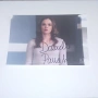 ❄️ Личен автограф Даниел Панабейкър (Danielle Panabaker) - Кейтлин Сноу (Caitlin Snow) ❄️, снимка 1