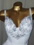 80 Е Бяло боди с бродерия на бюста , снимка 2