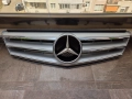 Решетка/маска с емблема тип AVANTGARDE за Mercedes W204, снимка 1