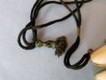 много рядко протмоне от естествена мида за носене на врат със сърма -1920г  , снимка 9